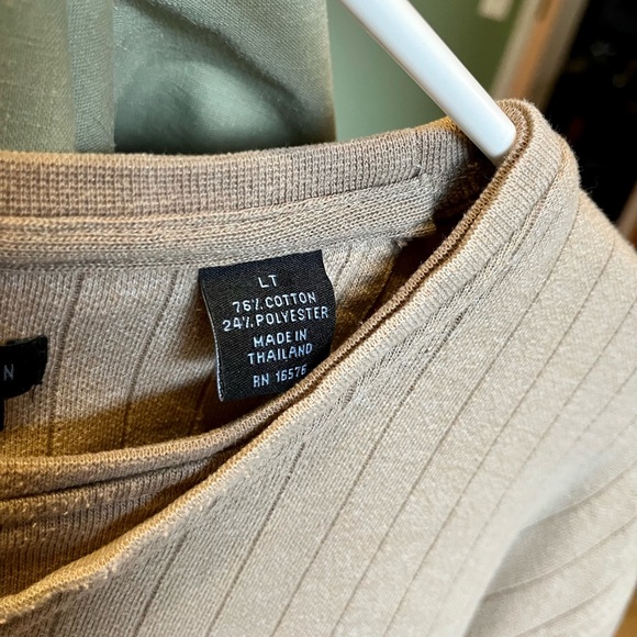 Van Heusen L/T Sweater - Picture 3 of 8